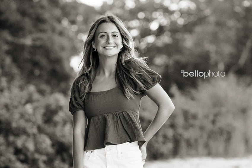<img src="seniorportrait.jpg" alt="Pretty girl at beach for high school senior portrait">